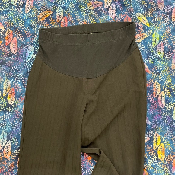 Two Hearts Maternity Dress pants size Medium - Picture 2 of 4